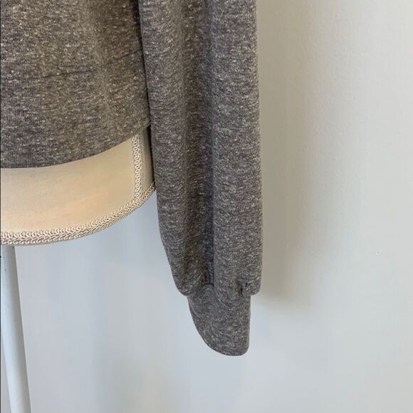 Le Lis Button detail hoodie - Picture 3 of 6